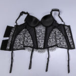 Guêpière noire ou blanche avec armatures, dentelle et tulle transparente Victoria