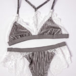Ensemble de lingerie femme gris et blanc soutien-gorge triangle effet velours Katia
