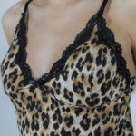 Ensemble pyjama-short femme motif léopard avec dentelle Tigra